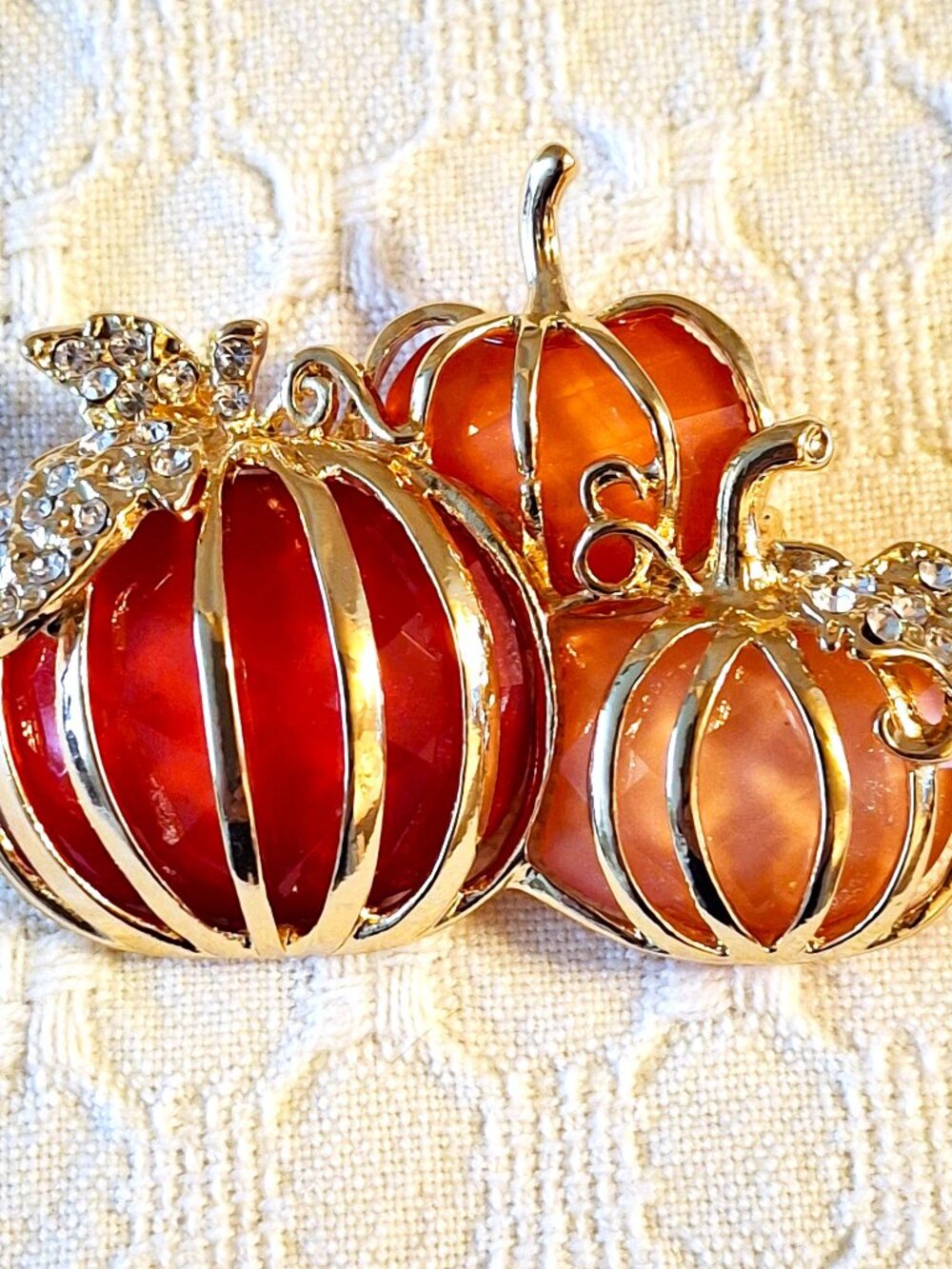 Vintage-style Gold-tone Rhinestone Pumpkin Trio Brooch Fall Autumn Seasonal NWO